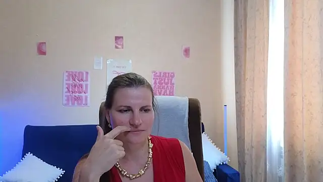 Mirabelle_Velvet élő XXX-chatje