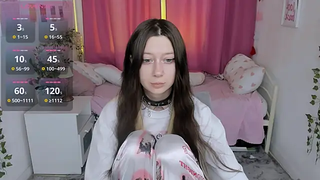 MiyuuNami élő XXX-chatje