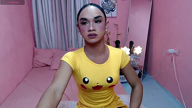 VivienneLuxe élő XXX-chatje