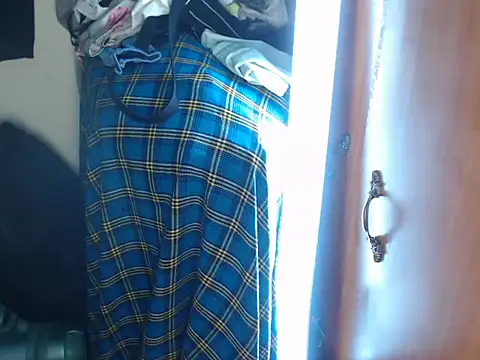 sun_n_moon1 élő XXX-chatje