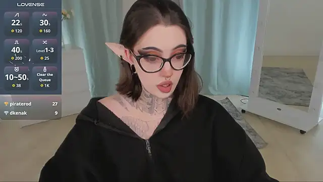 Dixi_Pixi_ élő XXX-chatje