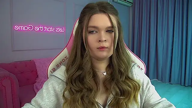 CrystalLyons Chat XXX live