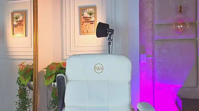 AlessiaLondon élő XXX-chatje