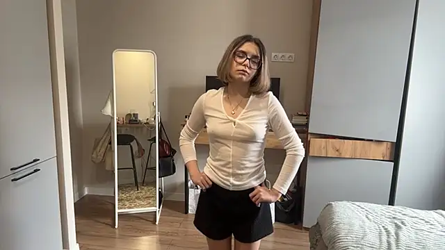 Chat XXX en directo de AnnaVelvetFire