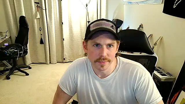 Check-Mate's Live XXX Chat