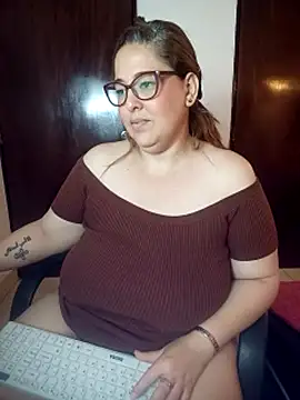 Онлайн чат XXX Kataleyamilf69_