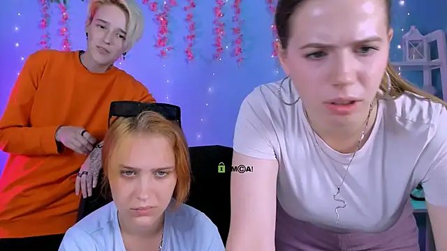 XXX chat uživo modela roxy_starr_