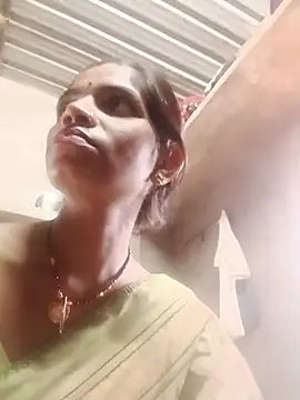 Cut_usha35's Live XXX Chat