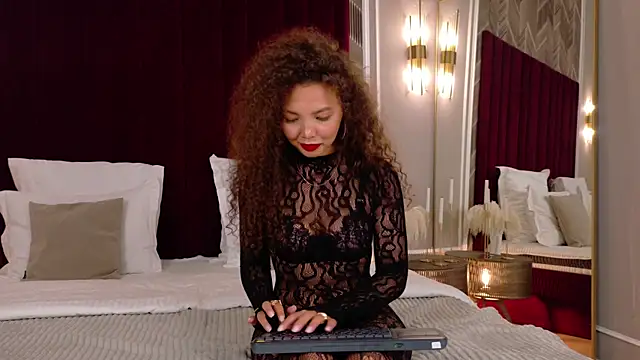 MargaretPeace Chat XXX in diretta
