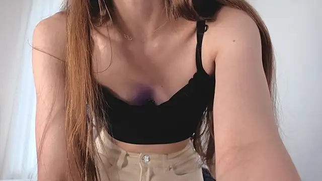 HopeWiltsey Adlı Modelin Canlı XXX Sohbeti