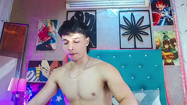 LiamAndrewzz Adlı Modelin Canlı XXX Sohbeti