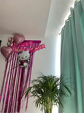 Charlotte_Reed's Live XXX Chat