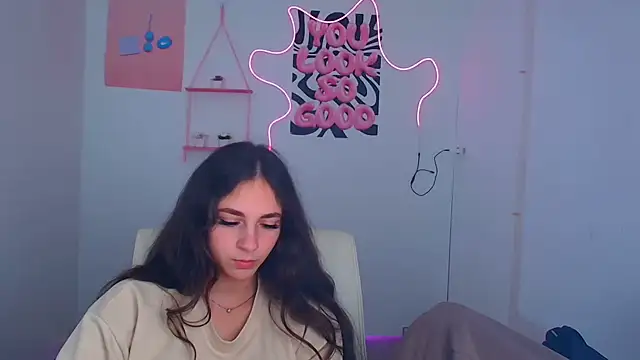 KissMeJulia élő XXX-chatje