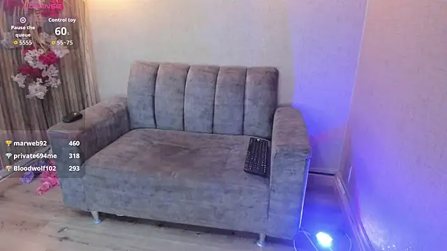 ShantalBr élő XXX-chatje