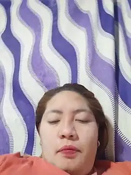 Živý XXX chat naughtiestmumknky99