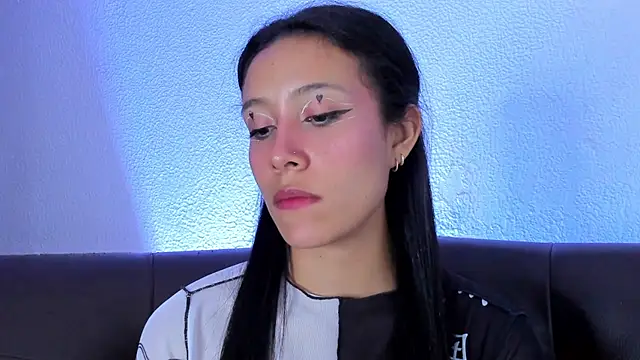 Czat XXX na żywo – Alicee_drool