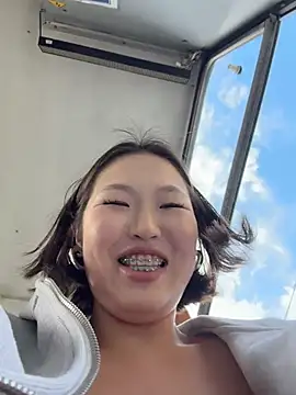 Chat +18 de CreamPuff- ao vivo