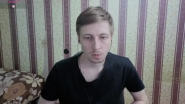 XXX chat uživo modela Darien_Brown