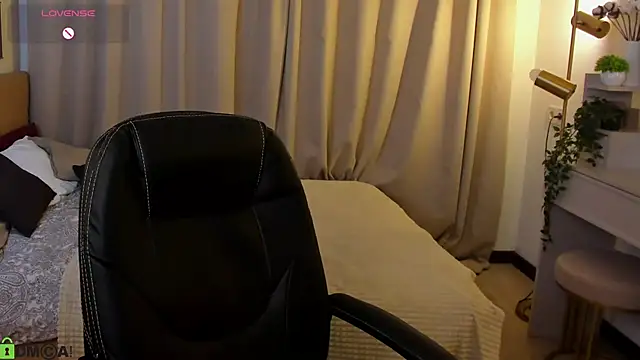 Chat +18 de Alison_Doody ao vivo