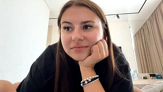 MelaniBaldini élő XXX-chatje