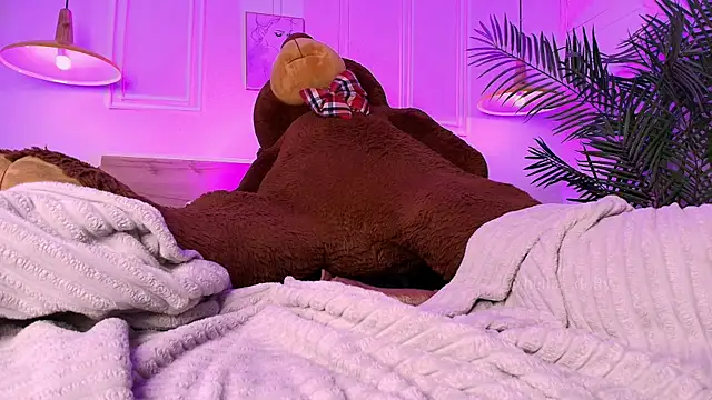 Bella__donne__ élő XXX-chatje