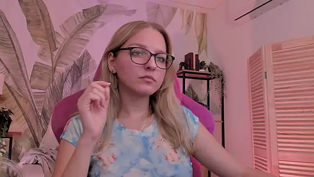 ViolaMore Chat XXX live