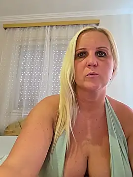 Chat +18 de Mayci1984 ao vivo