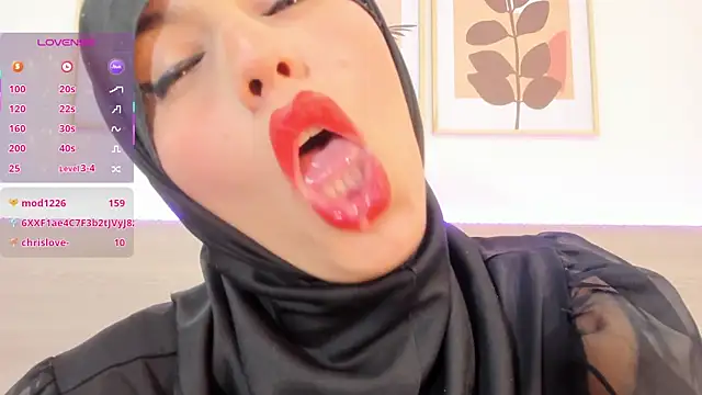 XXX chat uživo modela hanajameela
