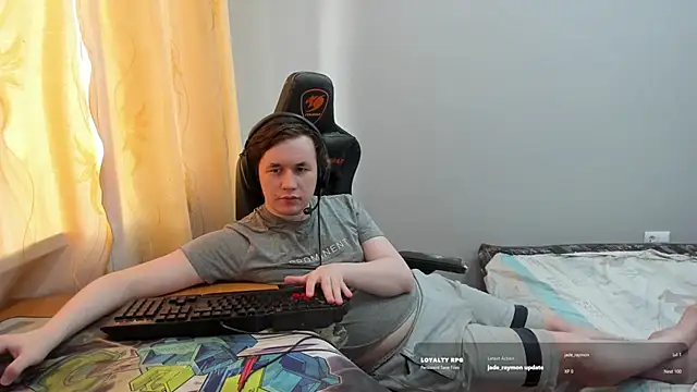Онлайн чат XXX iliaskrislove