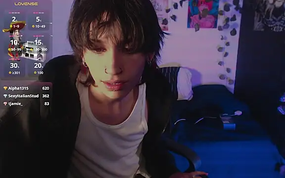 JohnnyJones_ XXX чат на живо