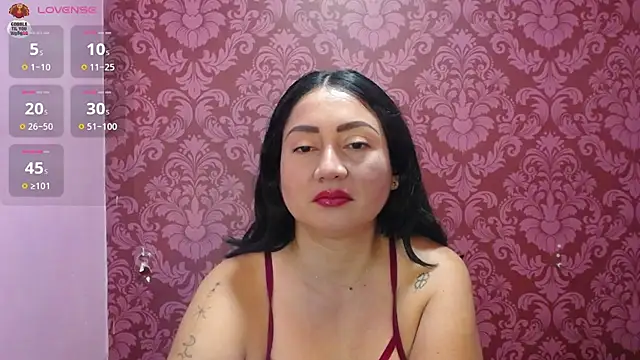 juliana_diaz 即時 XXX 聊天