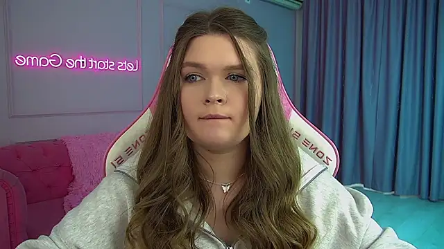 CrystalLyons Live XXX Chat