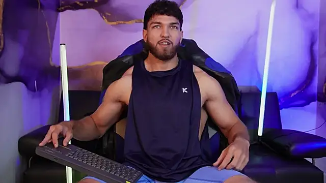 Živý XXX chat Oliver_Dallas1