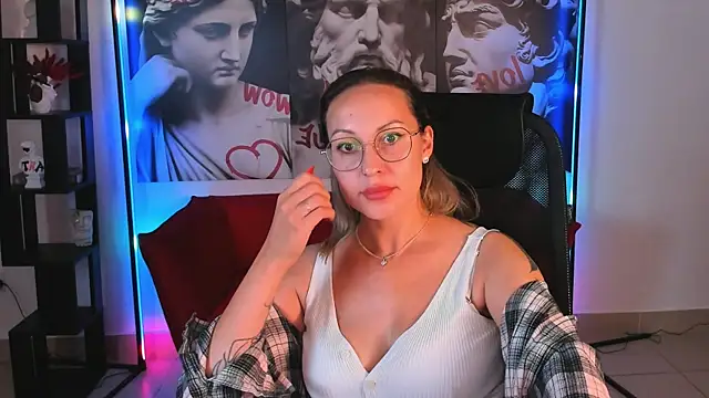 Charlotte_Hudson élő XXX-chatje