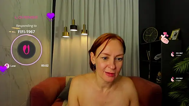 NikaGentle élő XXX-chatje