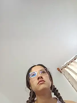 JustVeroo_ 现场XXX聊天