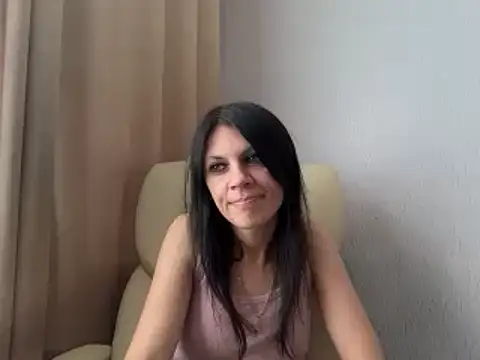 Онлайн чат XXX InjaAtHome