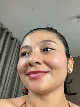 Guadalupe_Lopez's Live XXX Chat