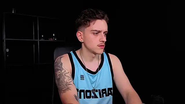 XXX chat uživo modela FelixStarkk