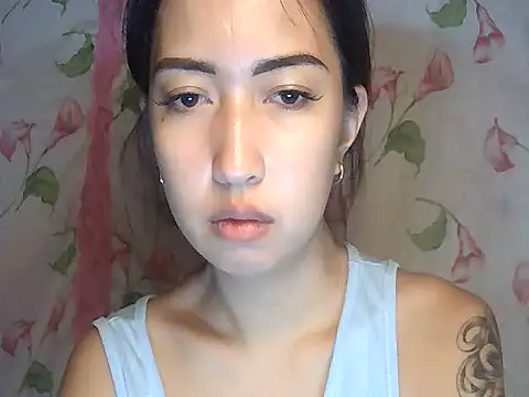 دردشة XXnaughty_08XX الجنسية المباشرة