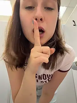 Dina_Tease Chat XXX in diretta