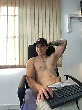 Chatroom XXX en direct de Alexander_ferre