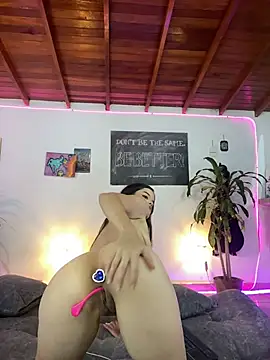 צ'אט XXX בשידור חי של Sky_nabi