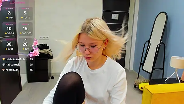 Nika-Smith – Live XXX-chat