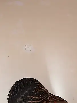Swit_virgin22 élő XXX-chatje