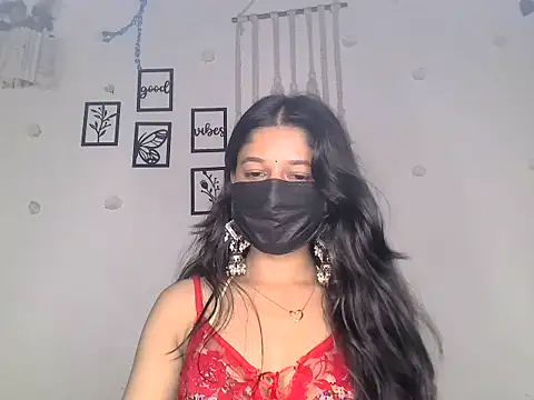 HOT_SNEHA4 Adlı Modelin Canlı XXX Sohbeti