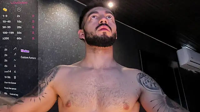 Chat +18 de MarkWalker__ ao vivo