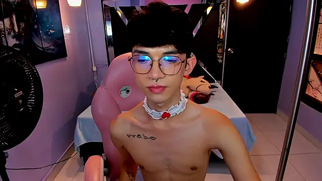Živý XXX chat LiamHeatx