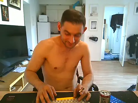 XXX chat uživo modela mihaimichael