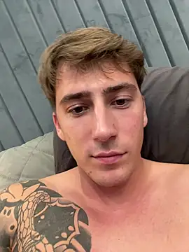 XXX chat uživo modela DaniHort